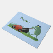Funny green frog mowing grawn cartoon deurmat (Schuin)