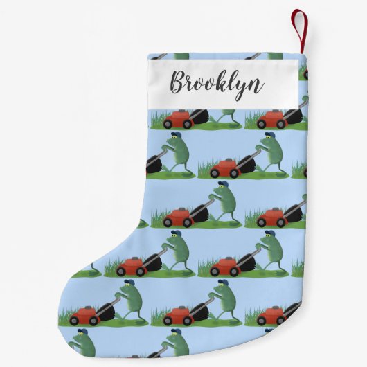 Funny green frog mowing grawn cartoon kleine kerstsok (Achterkant)