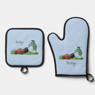 Funny green frog mowing grawn cartoon ovenwant & pannenlap set