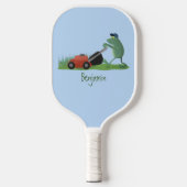 Funny green frog mowing grawn cartoon pickleball paddle (Voorkant)