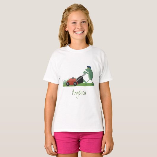 Funny green frog mowing grawn cartoon t-shirt (Voorkant volledig)