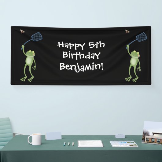 Funny green frog swatting fly cartoon spandoek (Beurs)