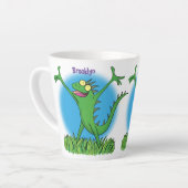 Funny green glimlach animated iguana lizard latte mok (Linkerhoek)