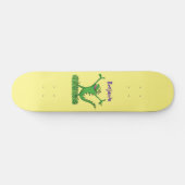 Funny green glimlach animated iguana lizard persoonlijk skateboard (Horizontaal)
