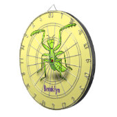Funny green praing mantis cartoon illustratie dartbord (Voorkant Rechts)