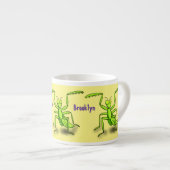 Funny green praing mantis cartoon illustratie espresso kop (Voorkant rechts)