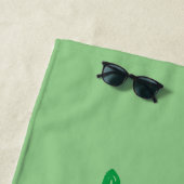 Funny green praing mantis cartoon illustratie strandlaken (In situ)