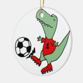 Funny Green T-rex Dinosaur die voetbal speelt Keramisch Ornament (Links)