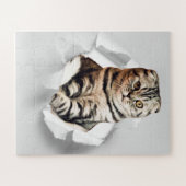 Funny Grey Cat Popping door Torn Paper Illusion Legpuzzel (Horizontaal)