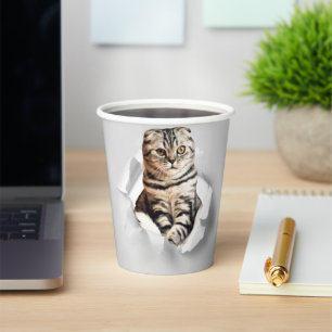 Funny Grey Cat Popping door Torn Paper Illusion Papieren Bekers