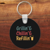 Funny Grill Dad - Grilling Chilling Refill Sleutelhanger (Voorkant)