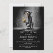Funny Grim Reaper with Cupcake Birthday Party Kaart (Voorkant)