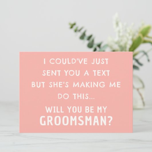 Funny Groomsman voorstel Kaart | Pastel perzik Kaa (Staand voorkant)