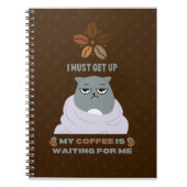 Funny Grumpy Cat Coffee Lover op bruine achtergron Notitieboek (Voorkant)