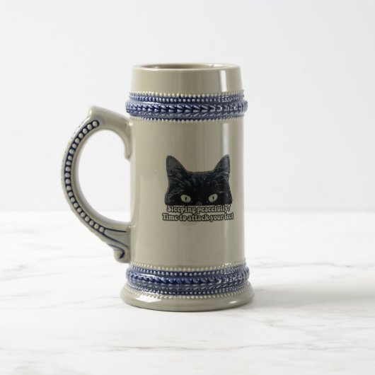 Funny grumpy cat meme for kitten eigenaars en katt bierpul (Links)