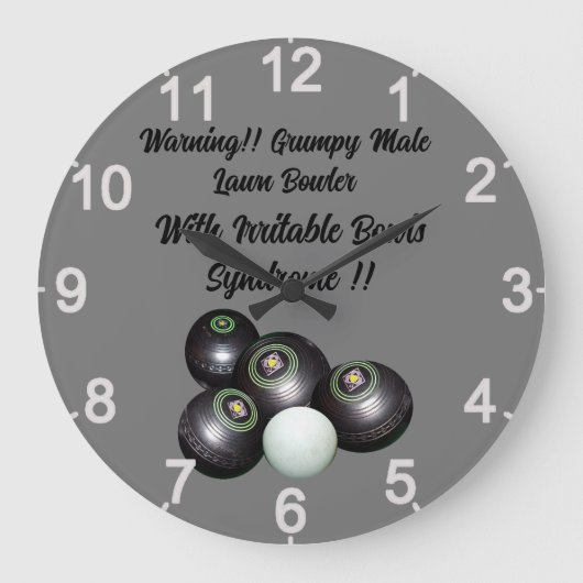 Funny Grumpy Male Lawn Bowler, Wall Clock Grote Klok (Voorkant)