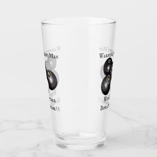 Funny Grumpy Man Lawn Bowler Glas (Rechts)