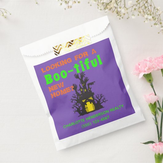 Funny Halloween Real Estate Haunted House Bedankzakje (Gezegeld)