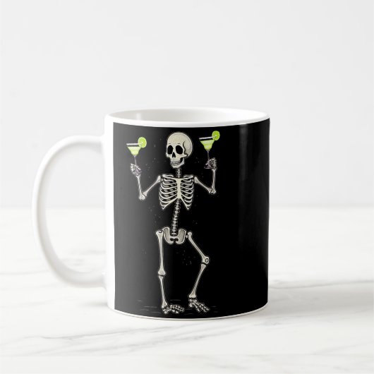 Funny Halloween Skeleton Drinking Margarita Tail  Koffiemok (Links)