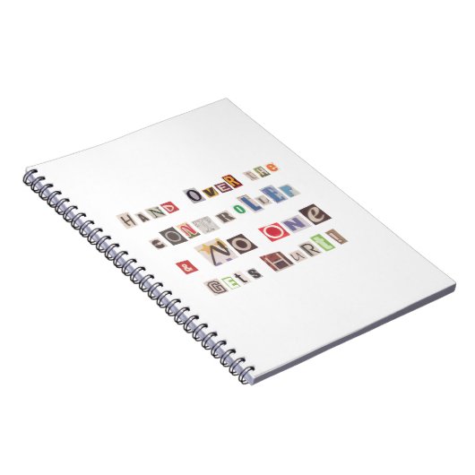 Funny Hand over Controller Ransom Note Collage Notitieboek (Rechterzijde)
