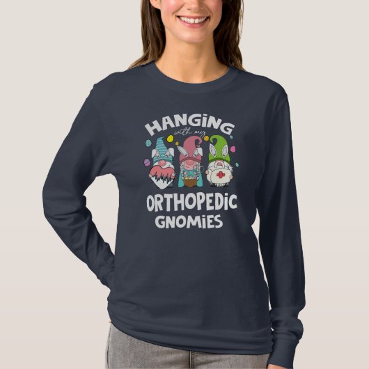 Funny hangen met orthopedisch zuster Gnomies T-shirt (Voorkant)