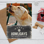 Funny Happy Howholidays Hondenliefhebber Kerstmis  Feestdagenkaart<br><div class="desc">Alle Hondenliefhebbers bellen! Stuur "Happy Howlidays" groeten naar vrienden en familie met de foto van uw hond op de voorkant en een leuk poot print patroon op de achterkant. Een feestelijke vakantiekaart met een besneeuwde rand en  sfeer - u zult zeker vakantie (vakantie) juichen!</div>