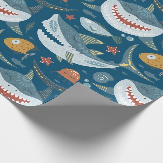 Funny Happy Shark Blue Ocean Animal Pattern Cadeaupapier (Hoek)