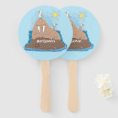 Funny happy walrus cartoon illustratie handwaaier (Voorkant en achterkant)