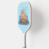 Funny happy walrus cartoon illustratie pickleball paddle (Links)