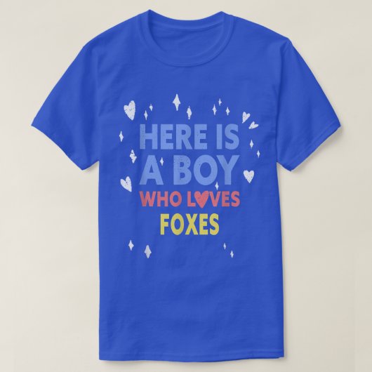 Funny Here Is A Boy Who Loves Foes  T-shirt (Design voorkant)