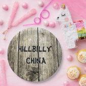 Funny Hillbilly China Faux Knotty Pine Fence Papieren Bordje (Feest)