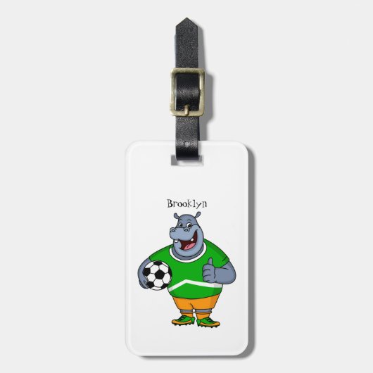Funny hippo soccer player cartoon bagagelabel (Voorkant verticaal)
