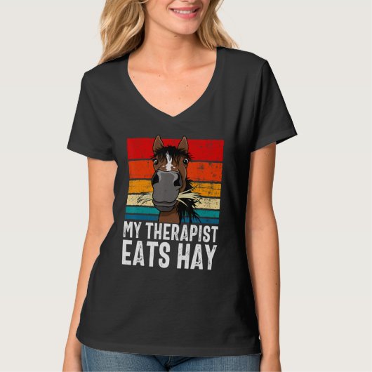 Funny Horse Tshirt, My Therapist Eats Hay Tee, Hor T-shirt (Voorkant)