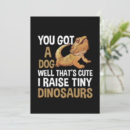 Funny I Raise Tiny Dinosaurs Bearded Dragon Pet Save The Date (Staand voorkant)