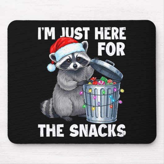 Funny I'm Just Here For The Snacks Raccoon Christm Muismat (Voorkant)