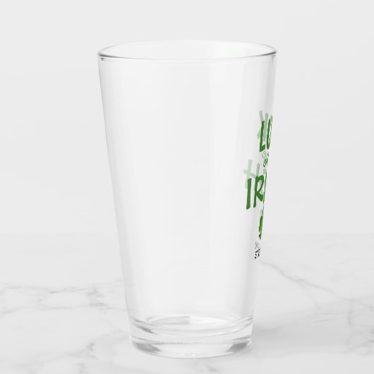 Funny Irish Luck Green Shamrock Personalized Beer Glas (Rechts)