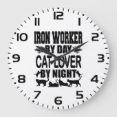 Funny Iron Worker by Day Cat Lover by Night Grote Klok (Voorkant)