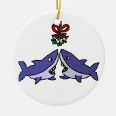 Funny Kersthaai Mistletoe Love Keramisch Ornament (Voorkant)