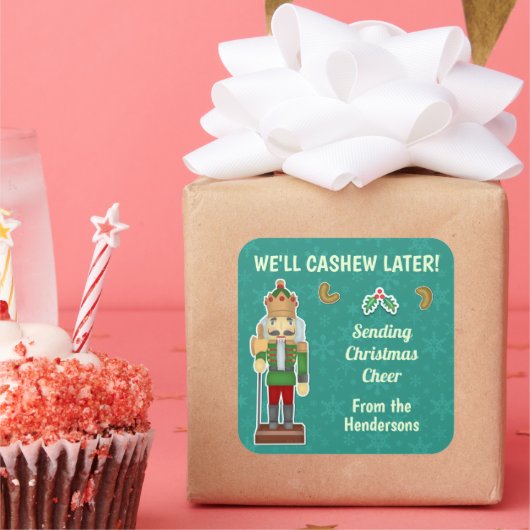 Funny Kerstmis Nutcracker Cashew Mistletoe Custom Vierkante Sticker (Feest)