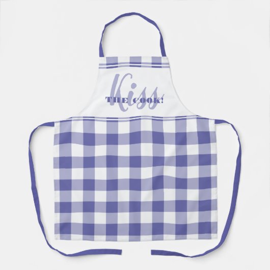 Funny Kiss De Cook Quote Gingham Check Periwinkle Schort (Voorkant)