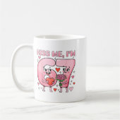 Funny Kiss Me I'm 67 Cute Valentine's Day Couples Koffiemok (Links)