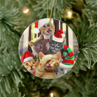 Funny kittens op kerstdag keramisch ornament