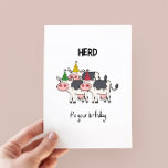 Funny Koe Herd Pun Birthday Kaart<br><div class="desc">Het is je verjaardag - grappige pun verjaardagskaart met een minimalistische illustratie van een hoop koeien met partijgenoten petten</div>