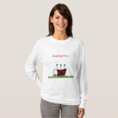 Funny Ladybug Dead Bug Yoga Pose T-shirt (Voorkant volledig)