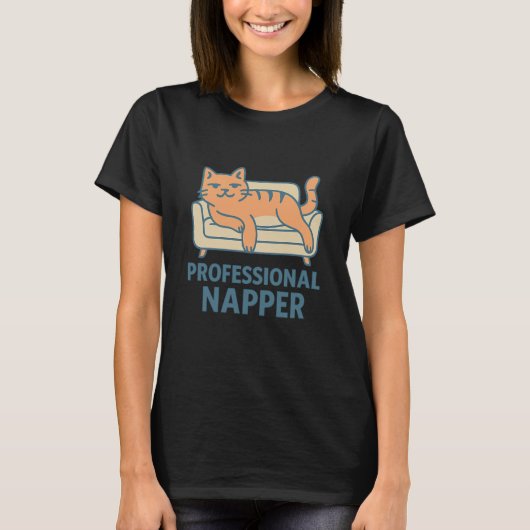 Funny Lazy Cat T-Shirt – Professional Napper Carto (Voorkant)
