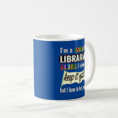 Funny librarian gift voor bibliothecaris grappig koffiemok (Voorkant rechts)