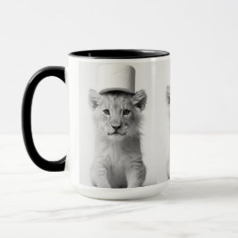 Funny Lion Cub Wearing Toilet Paper Hat Minimalist Mok