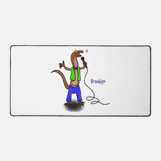 Funny lizard zingt met cartoon van de microfoon bureaumat (Voorkant)