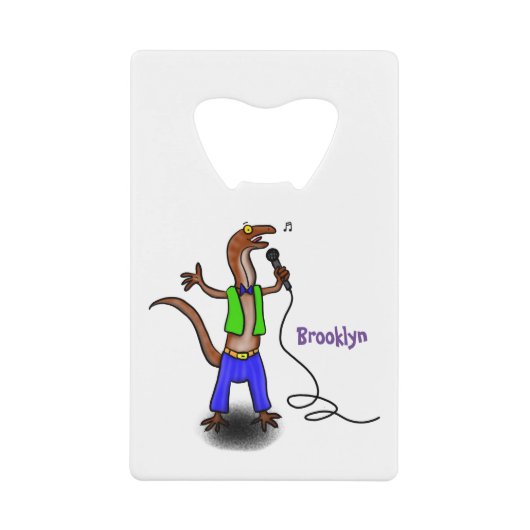 Funny lizard zingt met cartoon van de microfoon creditkaart flessenopener (Voorkant)