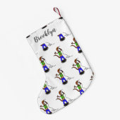 Funny lizard zingt met cartoon van de microfoon kleine kerstsok (Achterkant (Hangend))